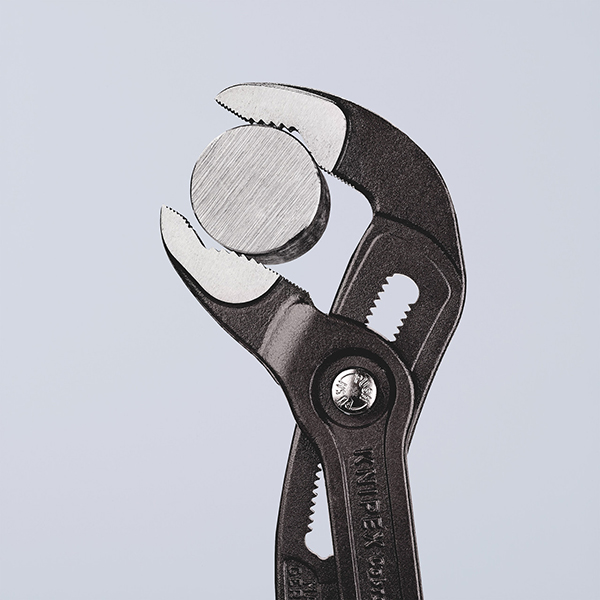 Knipex Cobra Pipe Wrench / Water Pump Pliers 300mm